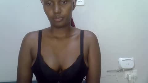 shanizz online show from May 19, 4:24 pm
