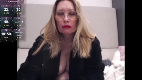 Shannon07 online show from January 14, 2:50 am