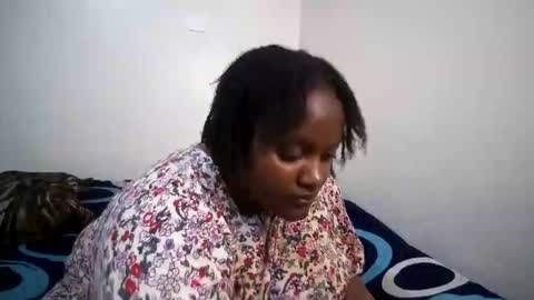 shanny_123 online show from May 22, 9:26 am