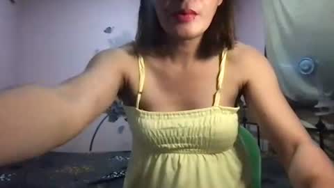 Snapshot of shantallee chatting on March 4, 12:55 pm shantallee online show from March 4, 12:55 pm