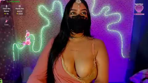 SHANTAL  online show from June 21, 11:02 am