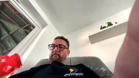 Sharksboy online show from April 25, 7:22 am