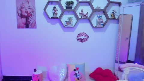 Sharon online show from April 2, 11:35 pm