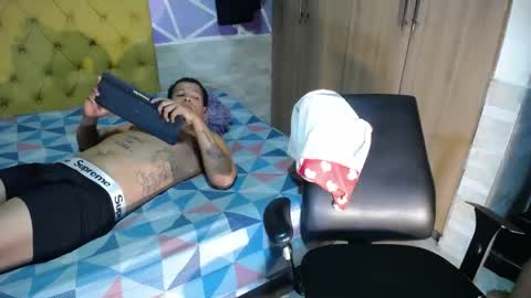 sharonx_morex online show from May 23, 3:01 am