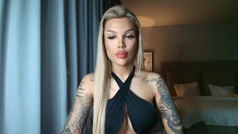 shayblonde online show from March 4, 6:36 pm