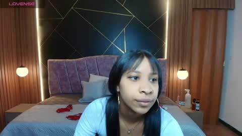 Shay Miller online show from April 18, 11:58 am