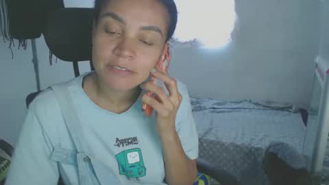 Shayna online show from April 16, 9:39 pm