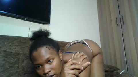 shazliz online show from February 19, 5:14 am