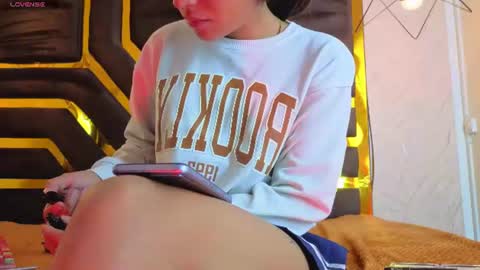 sheilly_brown online show from July 9, 8:02 pm