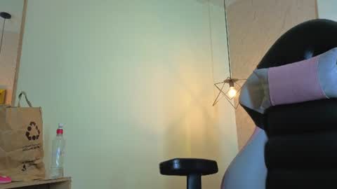 sheilly_brown online show from July 11, 2:36 am