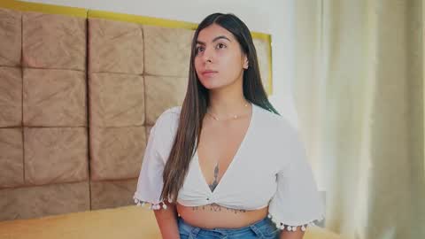  Transmission schedule Monday - Friday 715 am to 200 pm time Colombia  online show from February 11, 12:10 pm