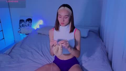Sheyli online show from June 18, 3:38 pm