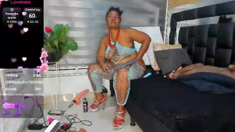 sheyla__ebony online show from July 14, 11:43 pm