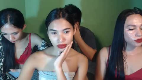 shiela_may online show from May 5, 3:09 pm