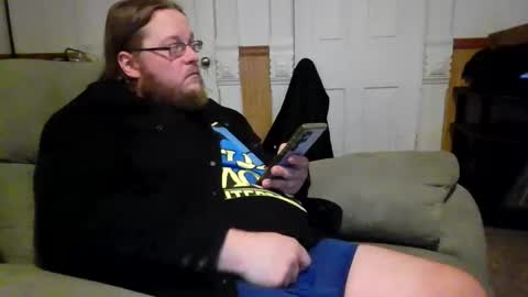 Snapshot of shifty885 chatting on February 16, 11:12 pm shifty885 online show from February 16, 11:12 pm