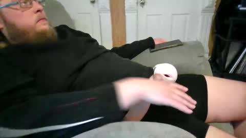 Snapshot of shifty885 chatting on March 15, 5:41 pm shifty885 online show from March 15, 5:41 pm