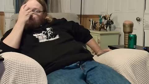Snapshot of shifty885 chatting on May 13, 11:00 pm shifty885 online show from May 13, 11:00 pm