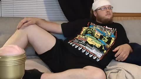 Snapshot of shifty885 chatting on May 20, 1:23 am shifty885 online show from May 20, 1:23 am