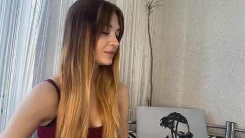 Snapshot of shirleepoma chatting on April 16, 7:31 am Joli online show from April 16, 7:31 am