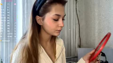 Snapshot of shirleepoma chatting on May 6, 6:30 am Joli online show from May 6, 6:30 am