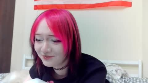 Snapshot of shirleyboulet chatting on February 13, 8:38 pm Luna online show from February 13, 8:38 pm