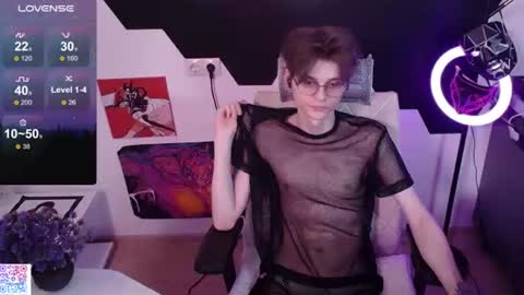 Snapshot of shiromy_ chatting on June 28, 6:36 pm shiromy_ online show from June 28, 6:36 pm