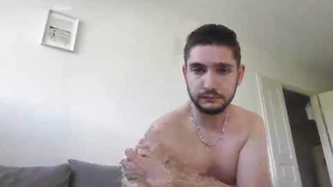 Snapshot of shokis38 chatting on April 23, 9:52 am shokis38 online show from April 23, 9:52 am