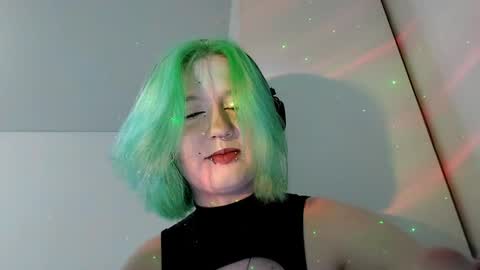 Xena online show from May 17, 3:19 pm