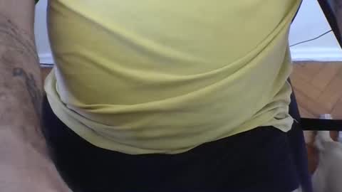 Snapshot of shot71 chatting on March 27, 4:40 pm shot71 online show from March 27, 4:40 pm