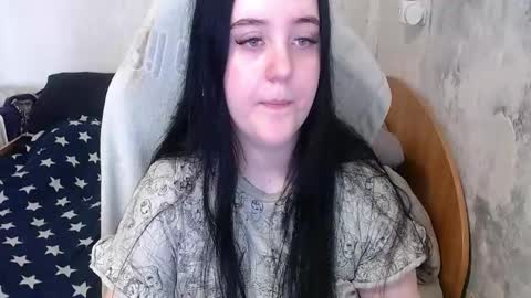 Snapshot of show_for_you chatting on April 27, 12:58 pm show_for_you online show from April 27, 12:58 pm