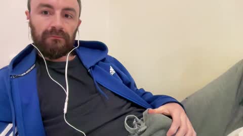 show_jizzness online show from February 2, 9:02 pm