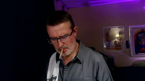 shrewtamer online show from May 21, 2:51 am