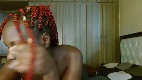 nash online show from December 5, 5:39 pm