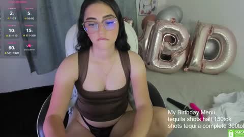 Nahomy online show from January 18, 7:59 am