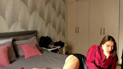 Mika online show from April 5, 2:20 am