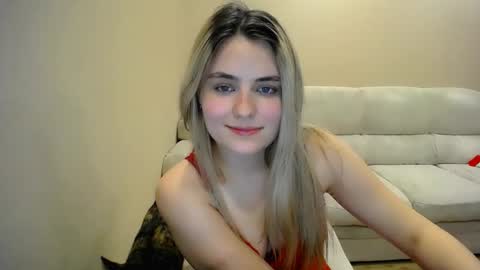 shy_sabrina_ online show from March 15, 8:15 pm