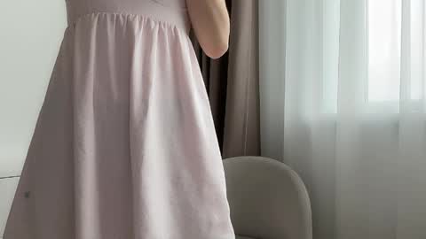 Snapshot of shy_schoolgirl_ chatting on June 8, 7:20 am shy_schoolgirl_ online show from June 8, 7:20 am