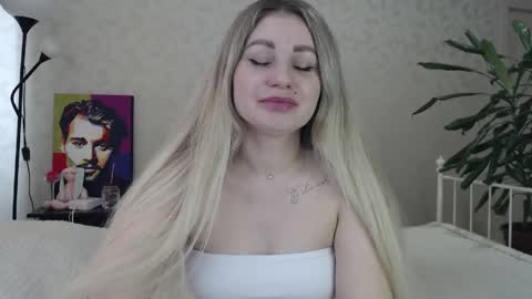 Eva online show from March 29, 4:01 am