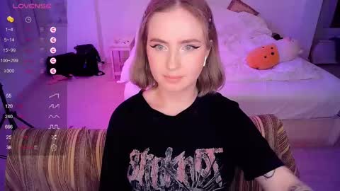 Effie online show from March 6, 9:31 pm