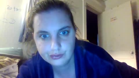 shylee538825 online show from October 21, 8:42 pm