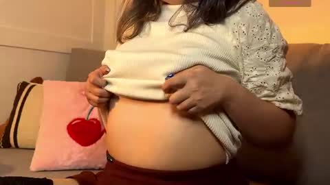 Snapshot of shylittlemouth chatting on July 10, 9:39 pm Vanessa online show from July 10, 9:39 pm