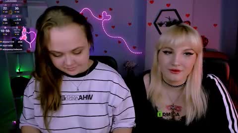 Snapshot of sicilia_shine chatting on March 4, 8:37 pm silicia online show from March 4, 8:37 pm