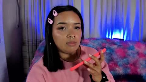 sienna_lux01 online show from June 5, 3:02 am