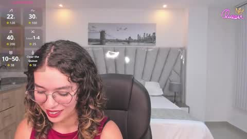 siiena online show from May 11, 6:49 pm