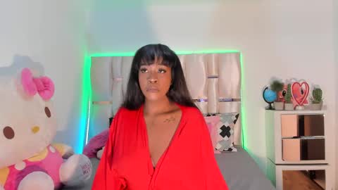 sierra_violet online show from December 3, 4:25 am