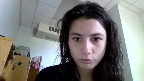 sierranovaa online show from April 7, 4:40 pm