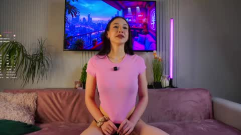 Eva  online show from April 10, 11:04 am