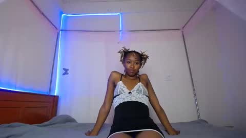 silent_lovie online show from March 15, 9:04 am