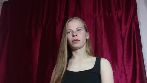 JULIANA online show from April 7, 8:31 pm