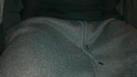 Snapshot of silentstiffler chatting on March 1, 3:30 am silentstiffler online show from March 1, 3:30 am